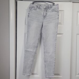 Old Navy Women's Light Gray Skinny Jeans
